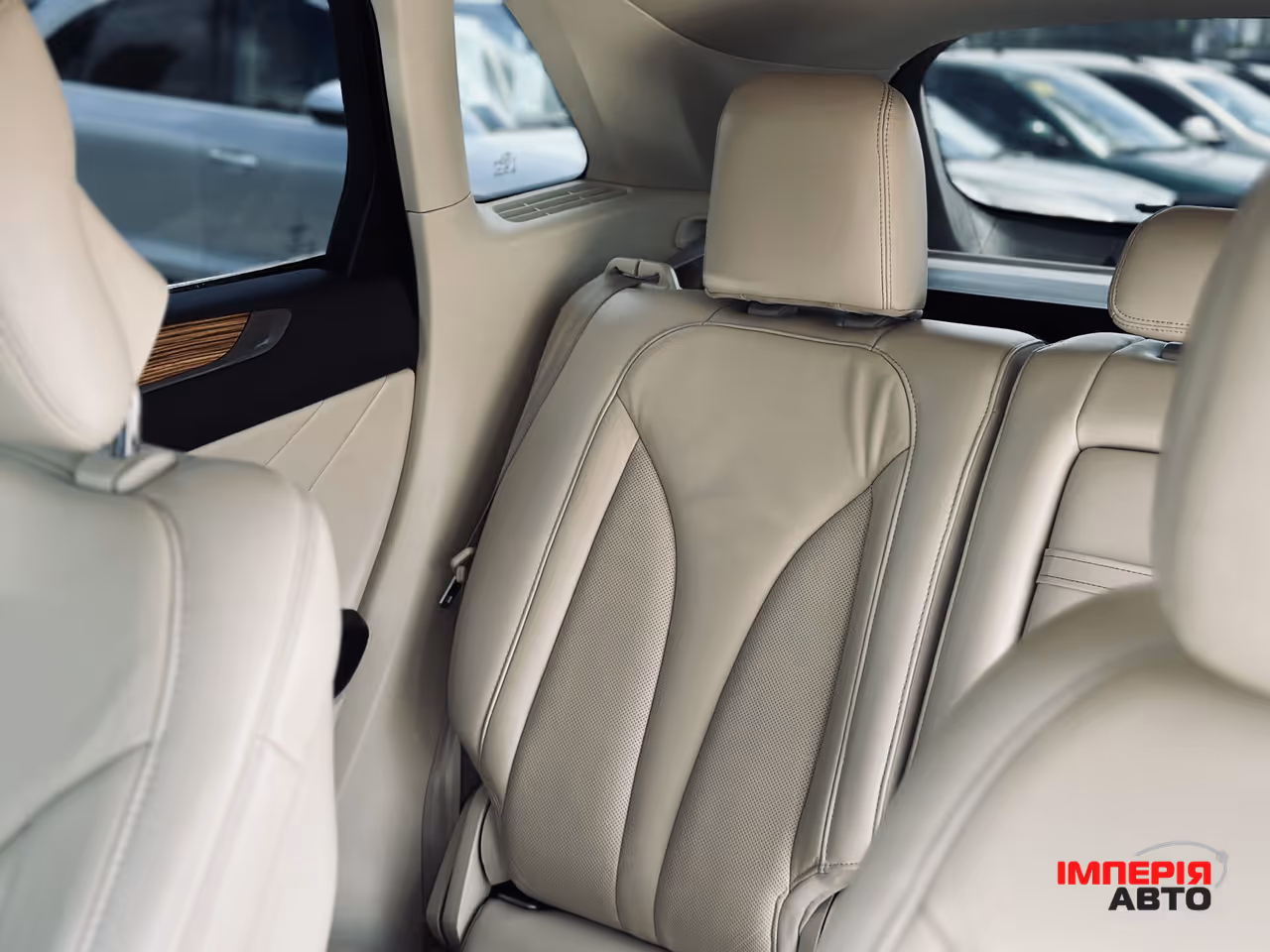 Lincoln MKC - фото 19