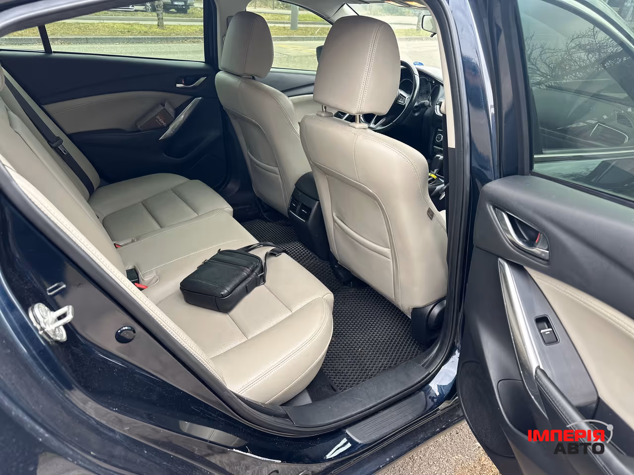 Mazda 6 - фото 8
