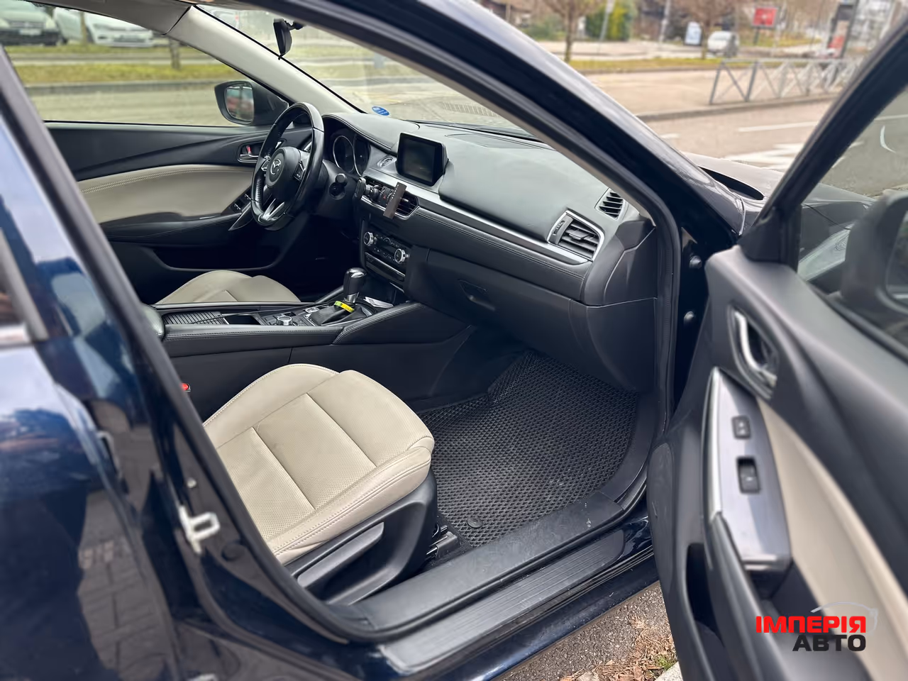 Mazda 6 - фото 7