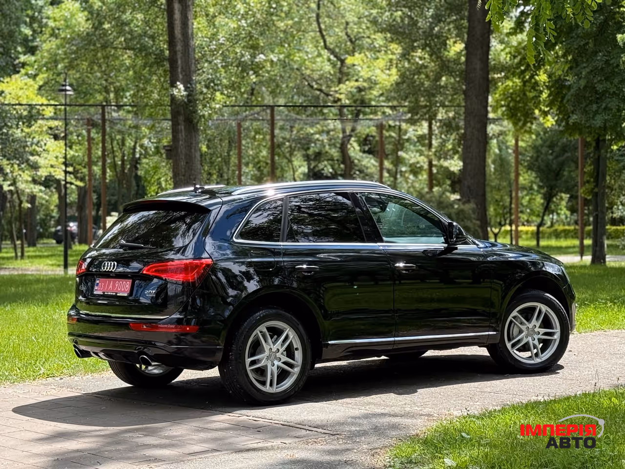 Audi Q5 - фото 6