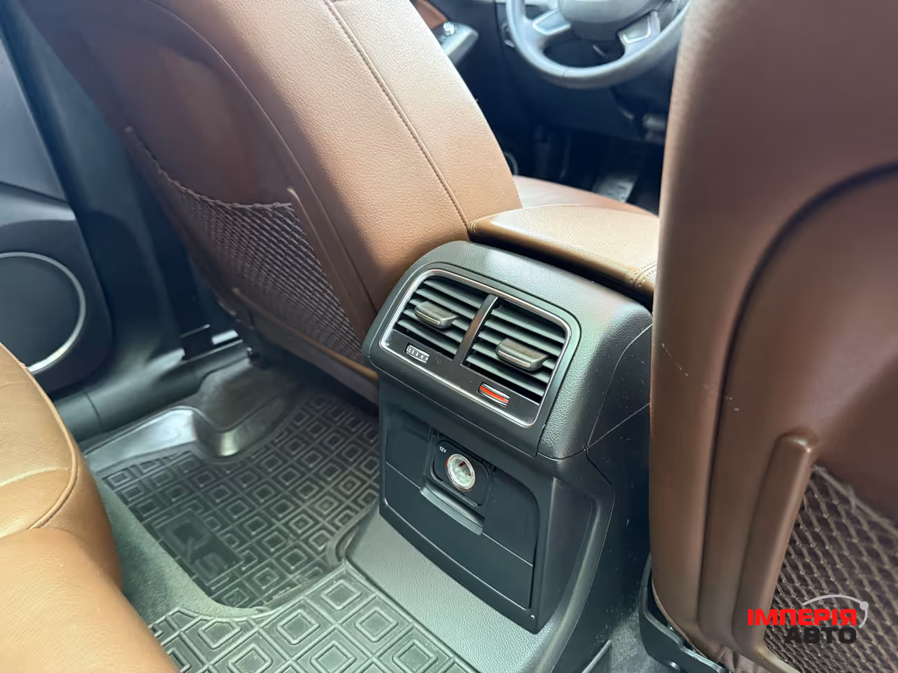 Audi Q5 - фото 24