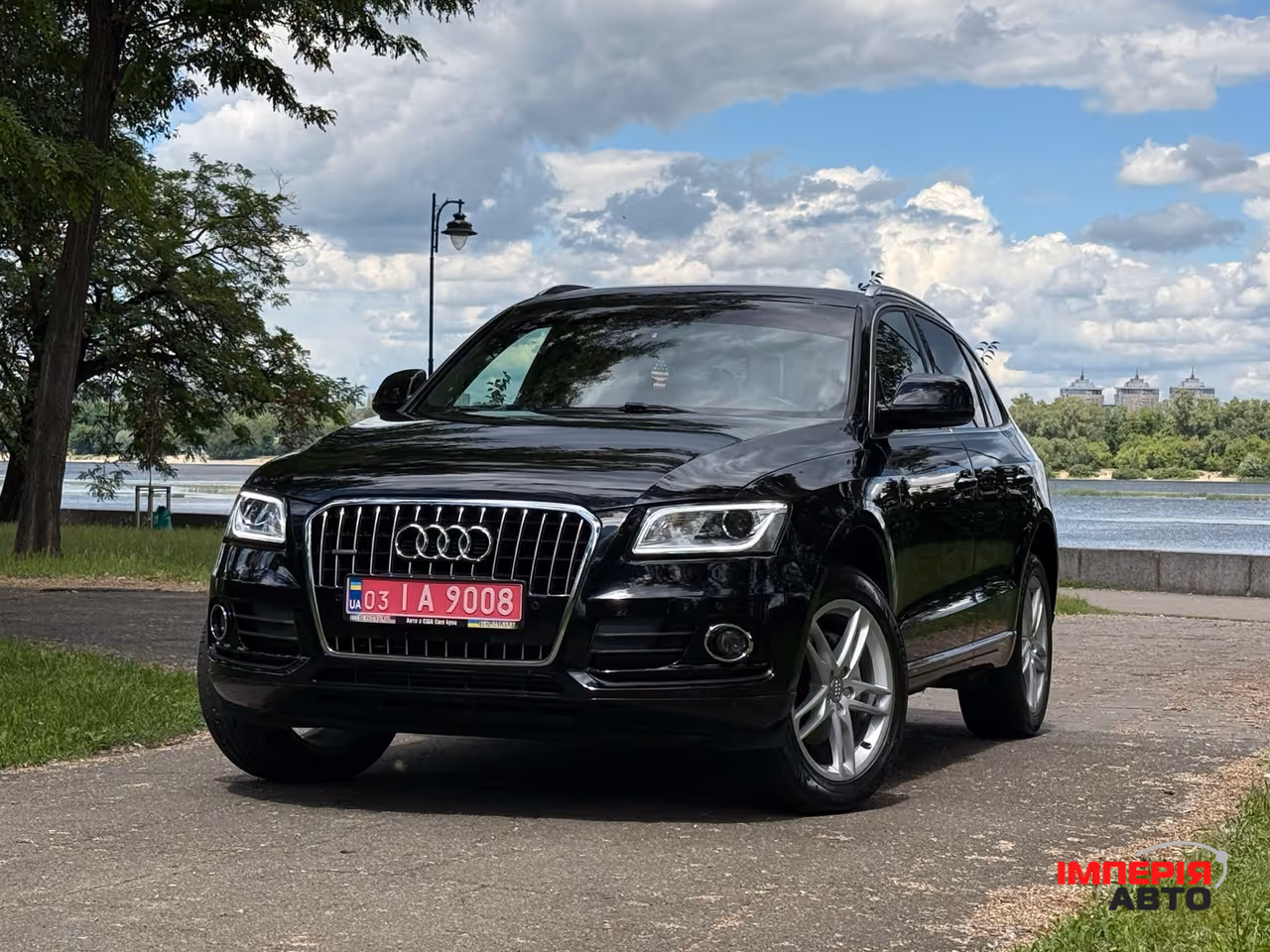 Audi Q5 - фото 3