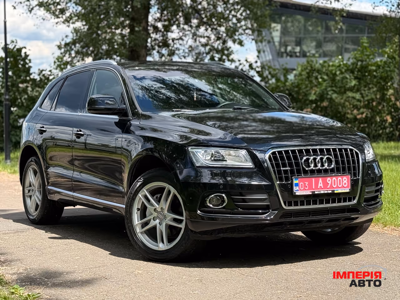 Audi Q5 - фото 8