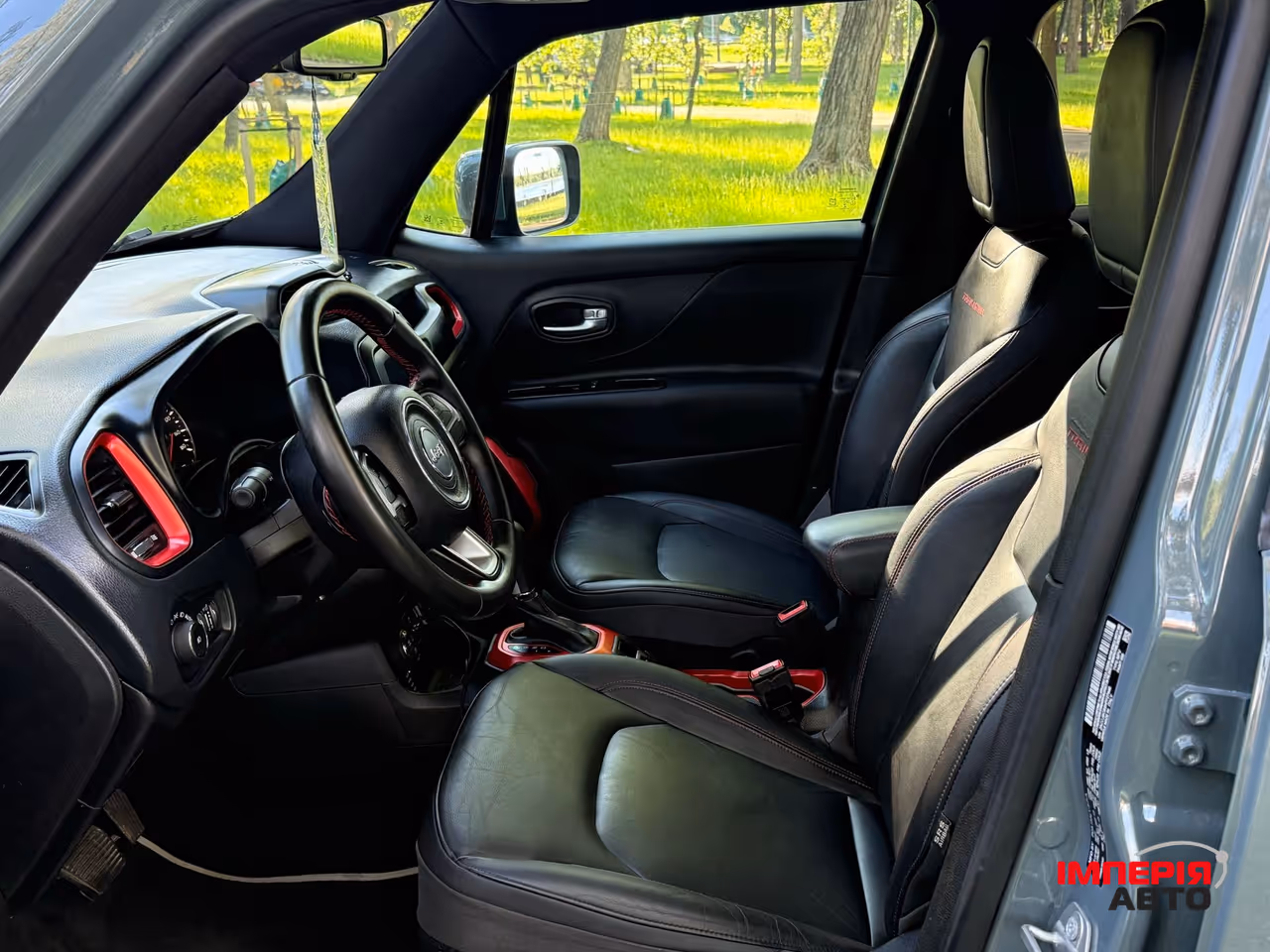 Jeep Renegade - фото 22