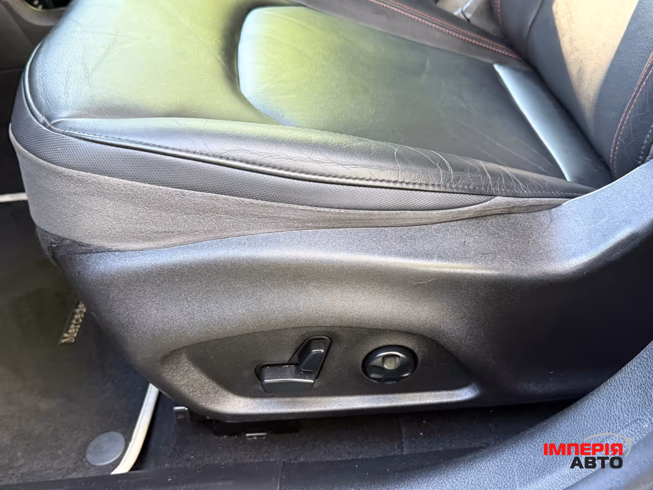 Jeep Renegade - фото 25