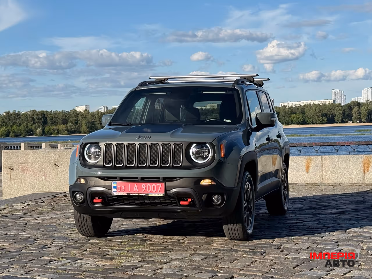 Jeep Renegade - фото 14