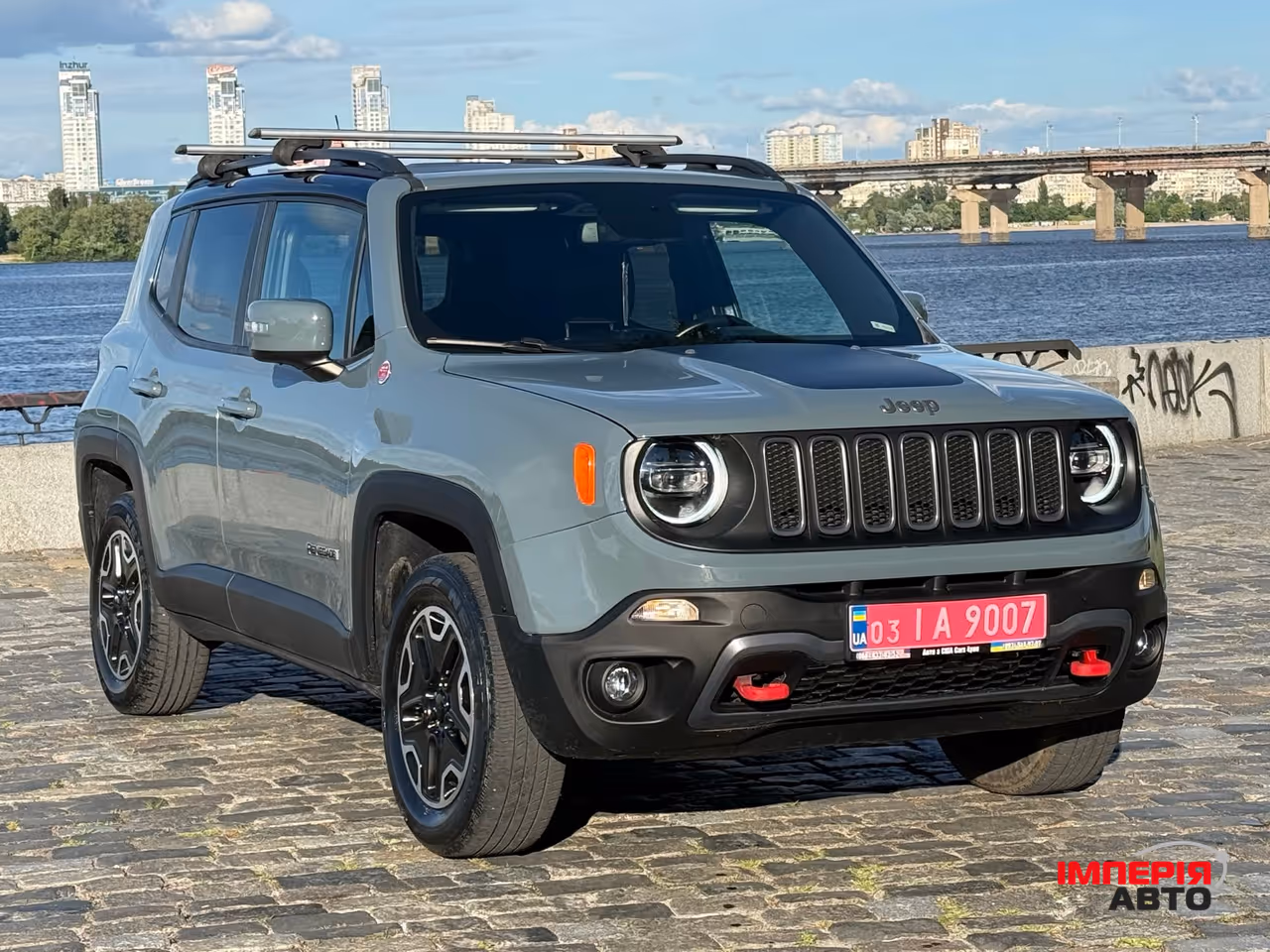 Jeep Renegade - фото 9