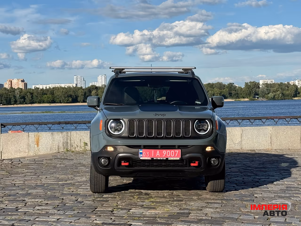 Jeep Renegade - фото 13