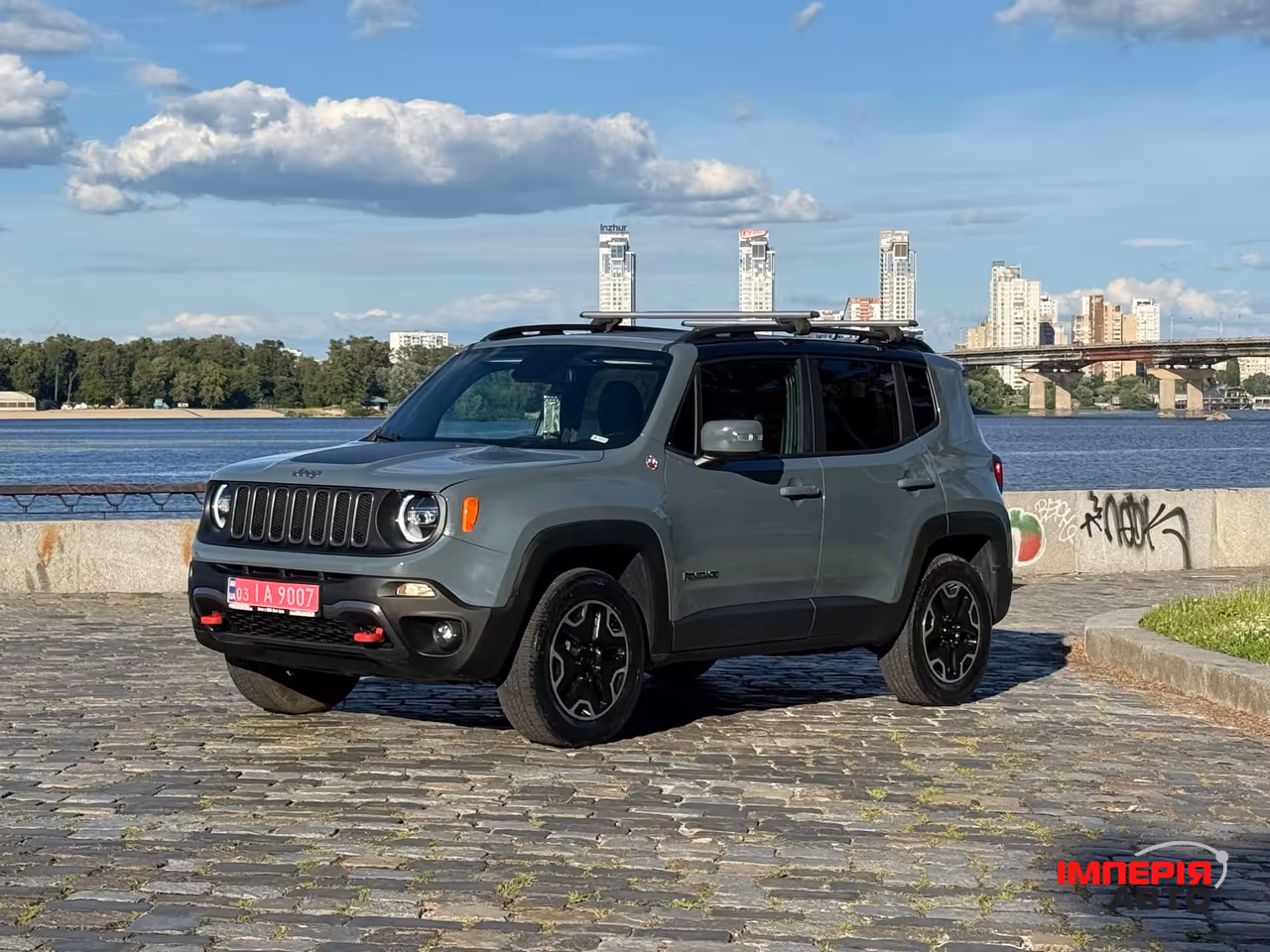 Jeep Renegade - фото 18