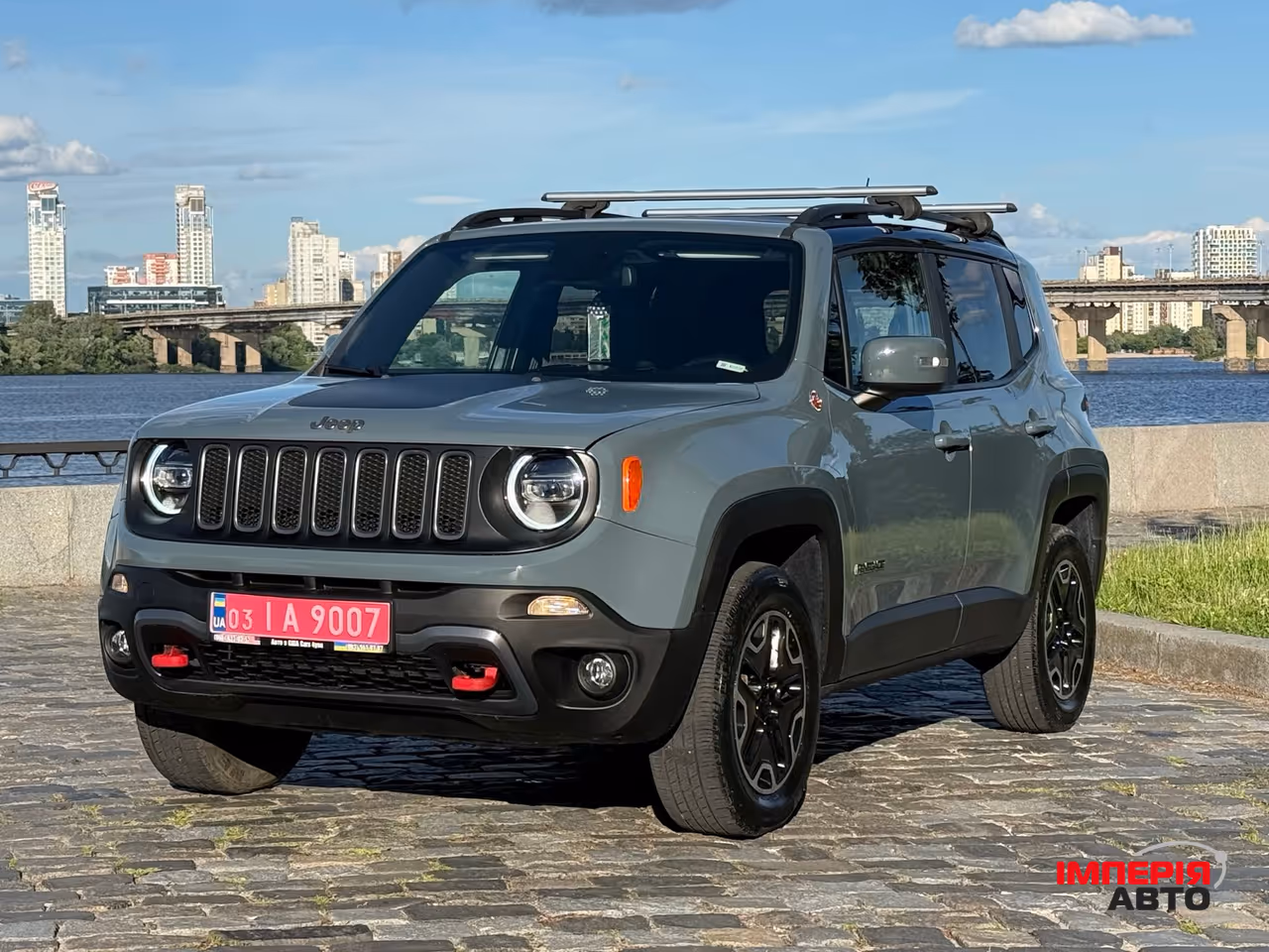 Jeep Renegade - фото 17