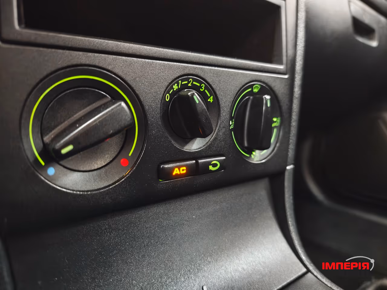 Skoda Octavia - фото 14