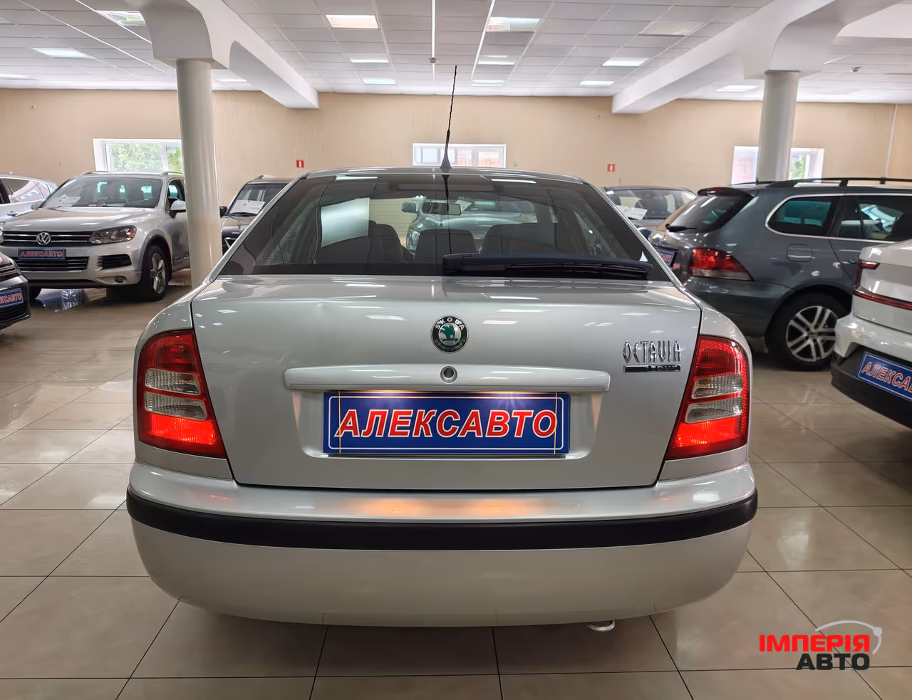 Skoda Octavia - фото 4