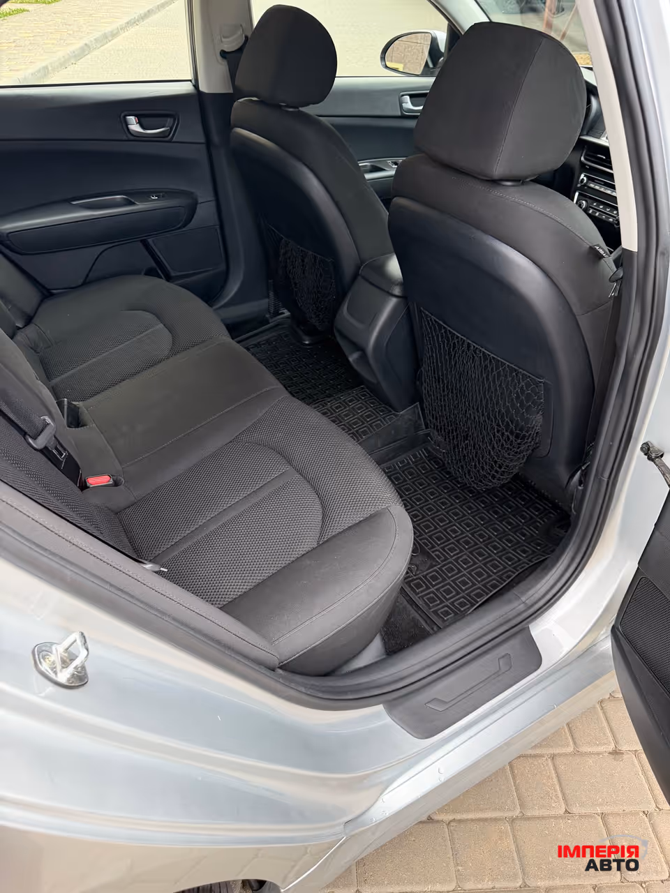 Kia Optima - фото 12