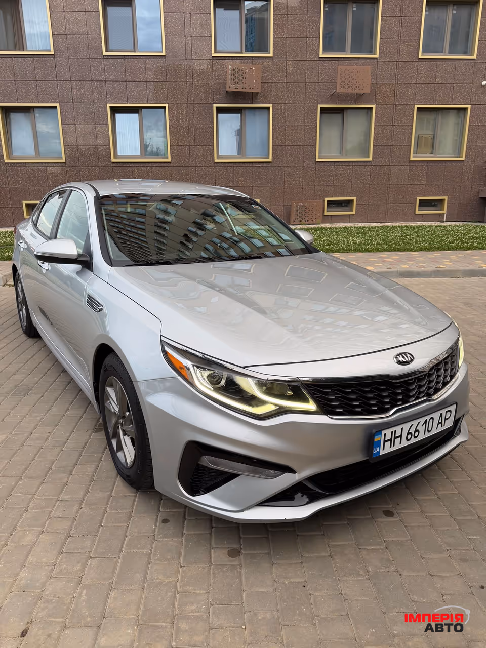 Kia Optima - фото 1