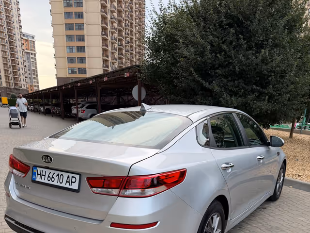 Kia Optima - фото 4