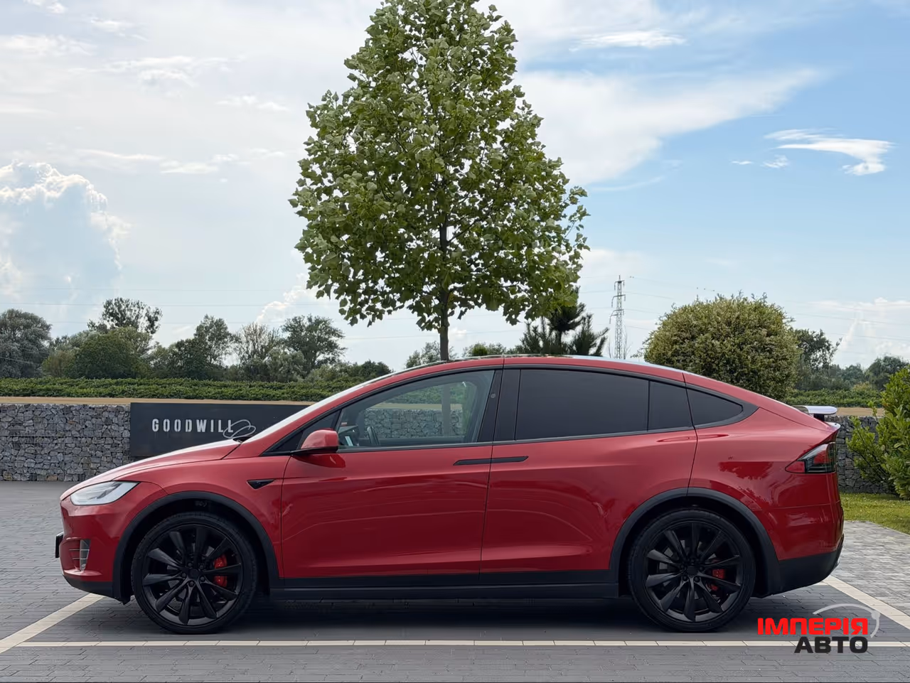 Tesla Model X - фото 7