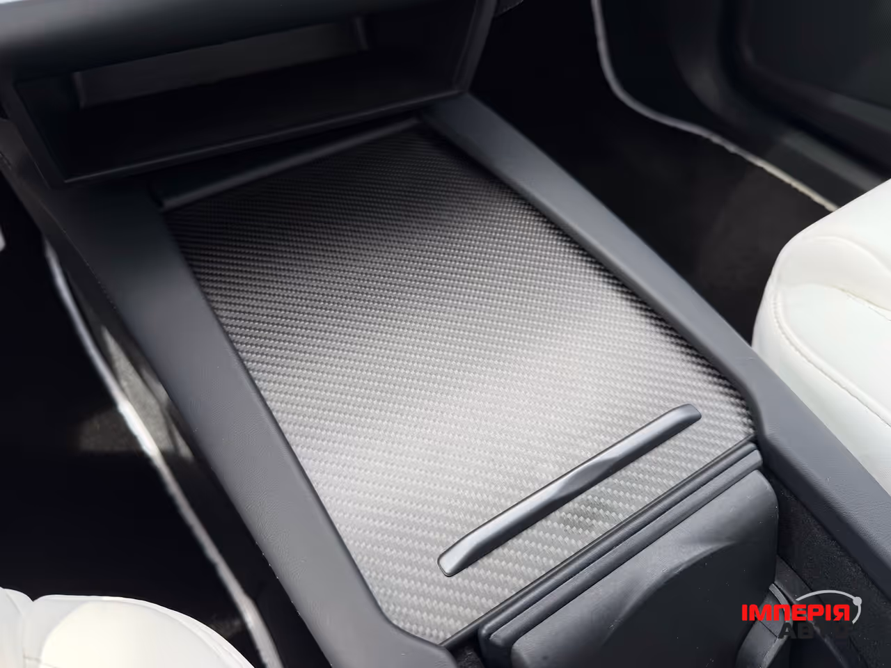 Tesla Model X - фото 35