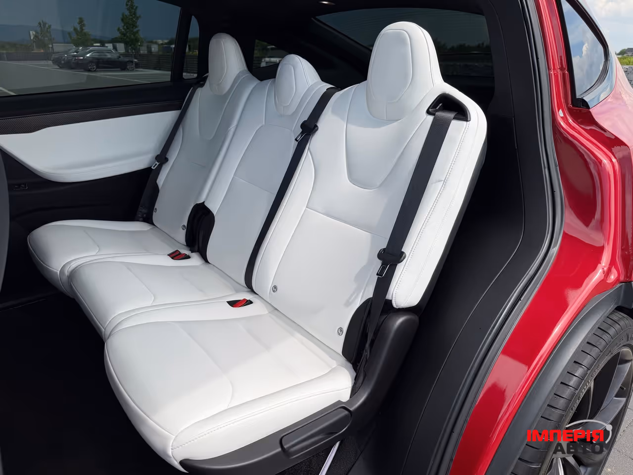 Tesla Model X - фото 32