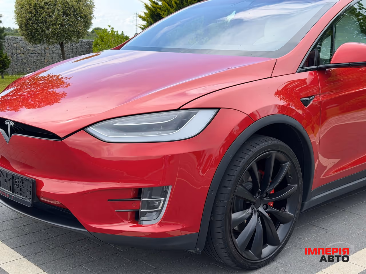 Tesla Model X - фото 9