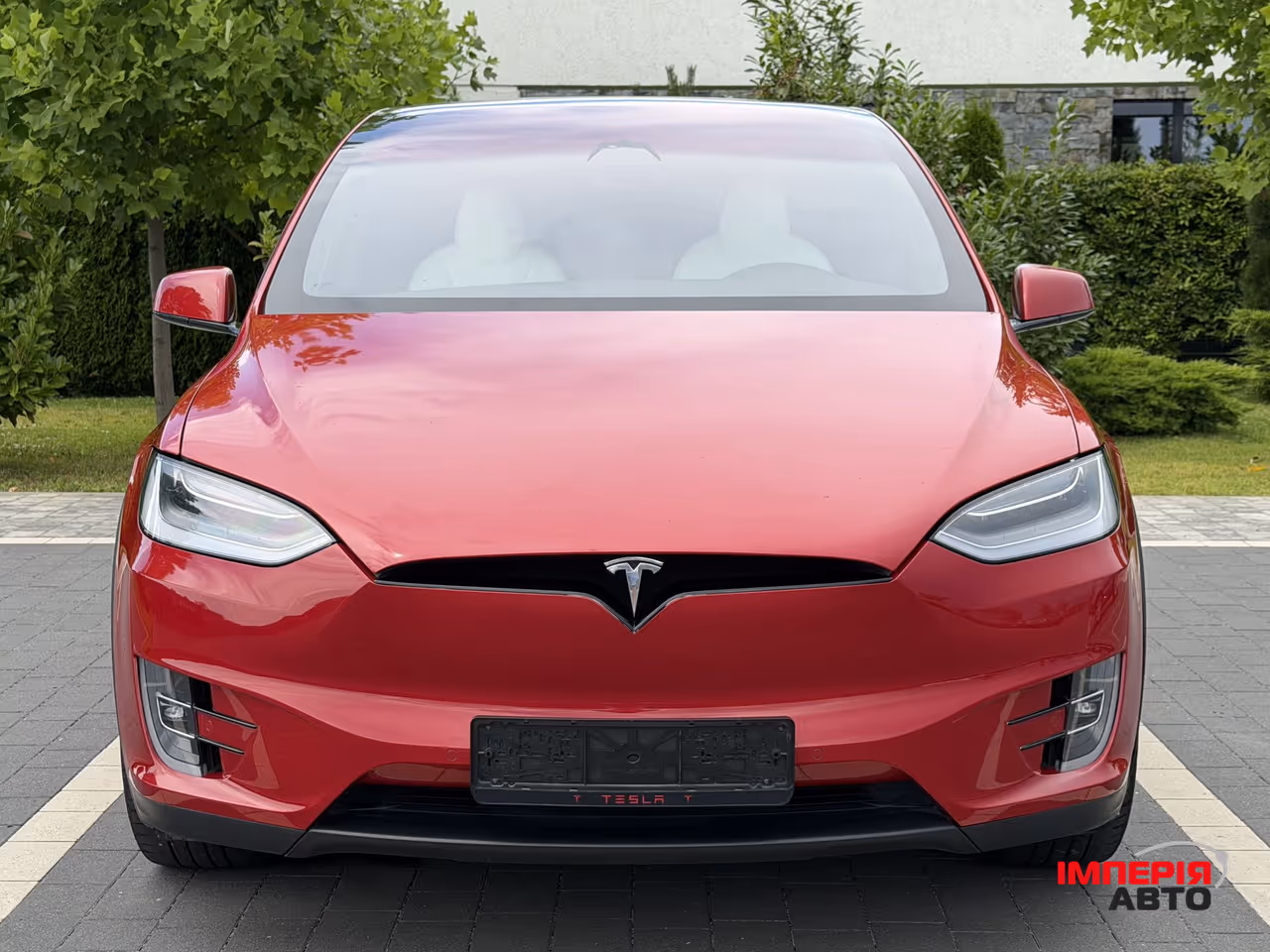 Tesla Model X - фото 8