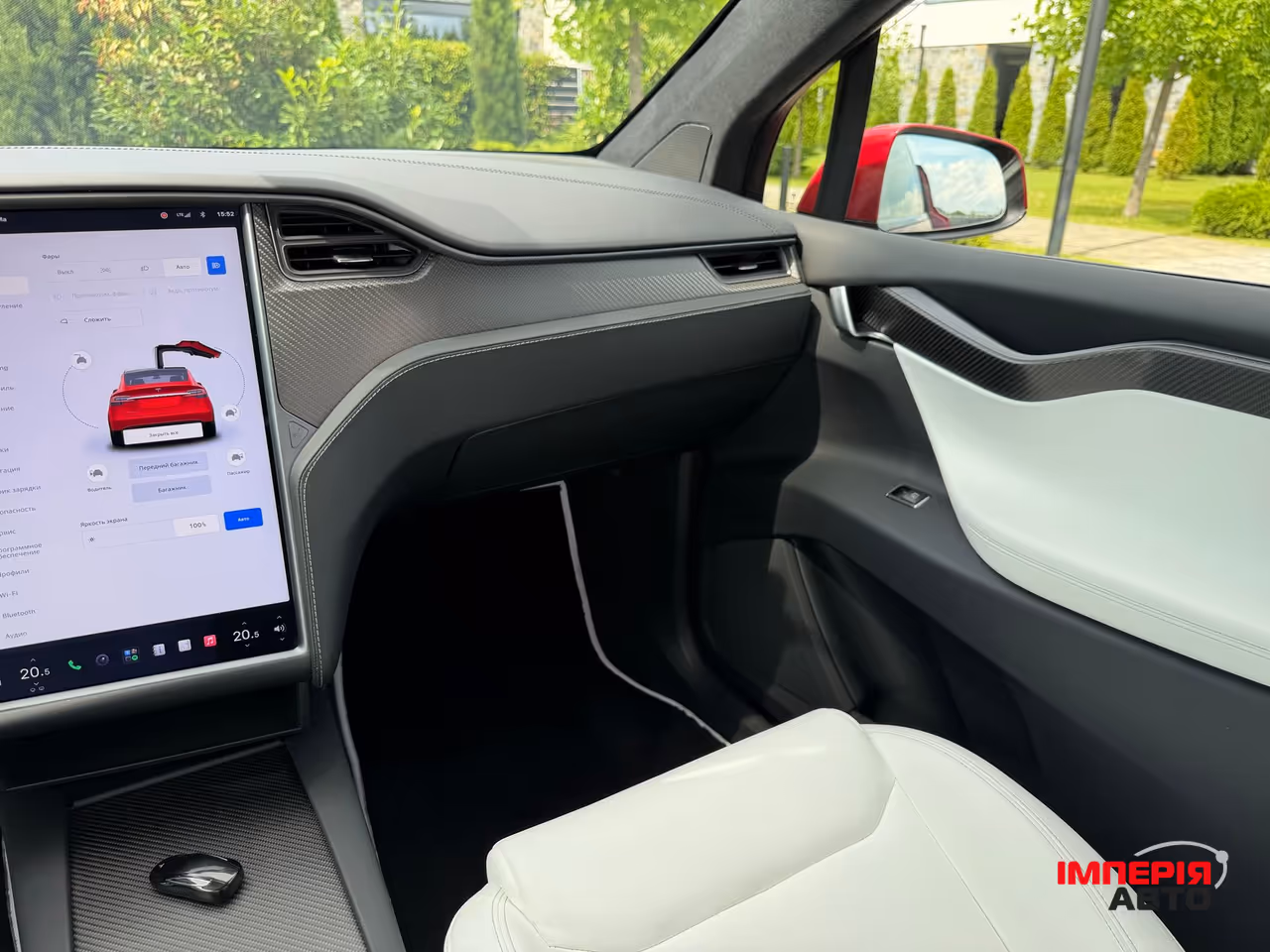 Tesla Model X - фото 56
