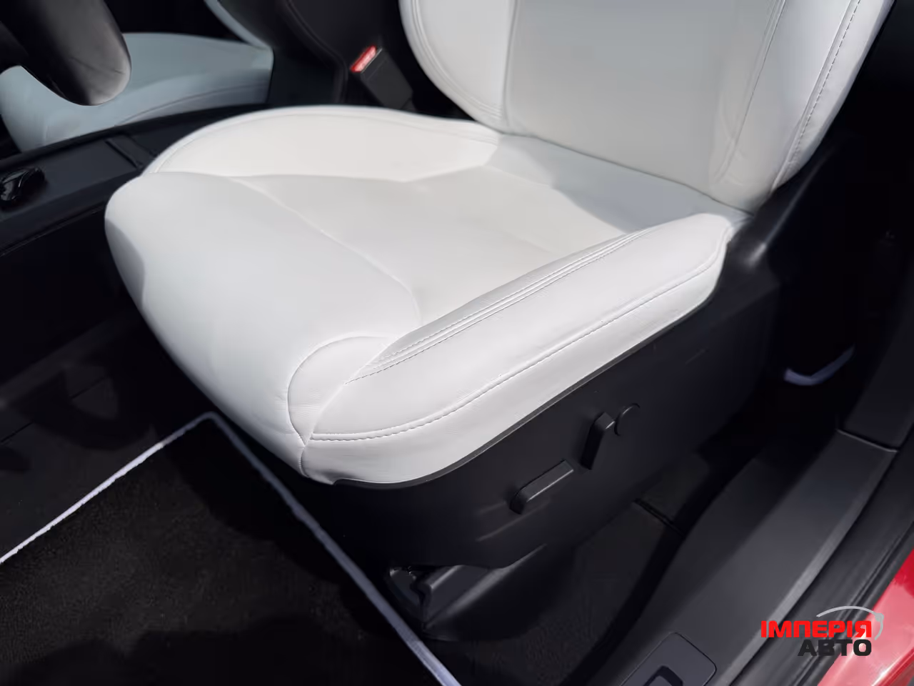 Tesla Model X - фото 48