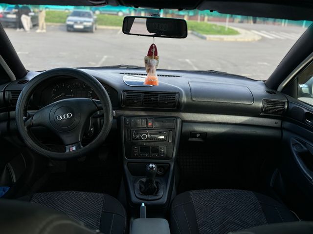 Audi A4 - зображення 5