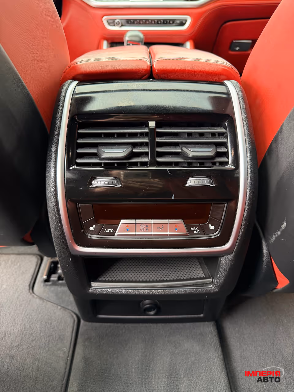 BMW X5 M - фото 11