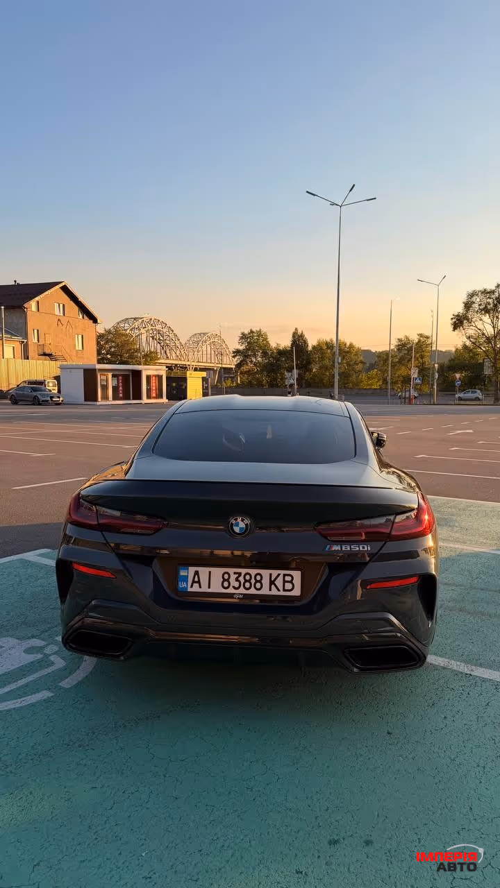 BMW 8 серії - фото 6