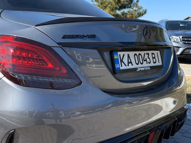 Mercedes-Benz C-Класс AMG - зображення 4
