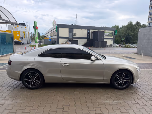 Audi A5 - фото 5