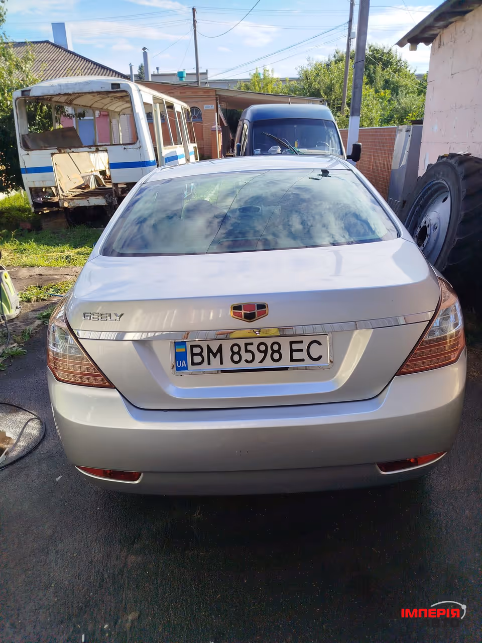 Geely Emgrand 7 - фото 4