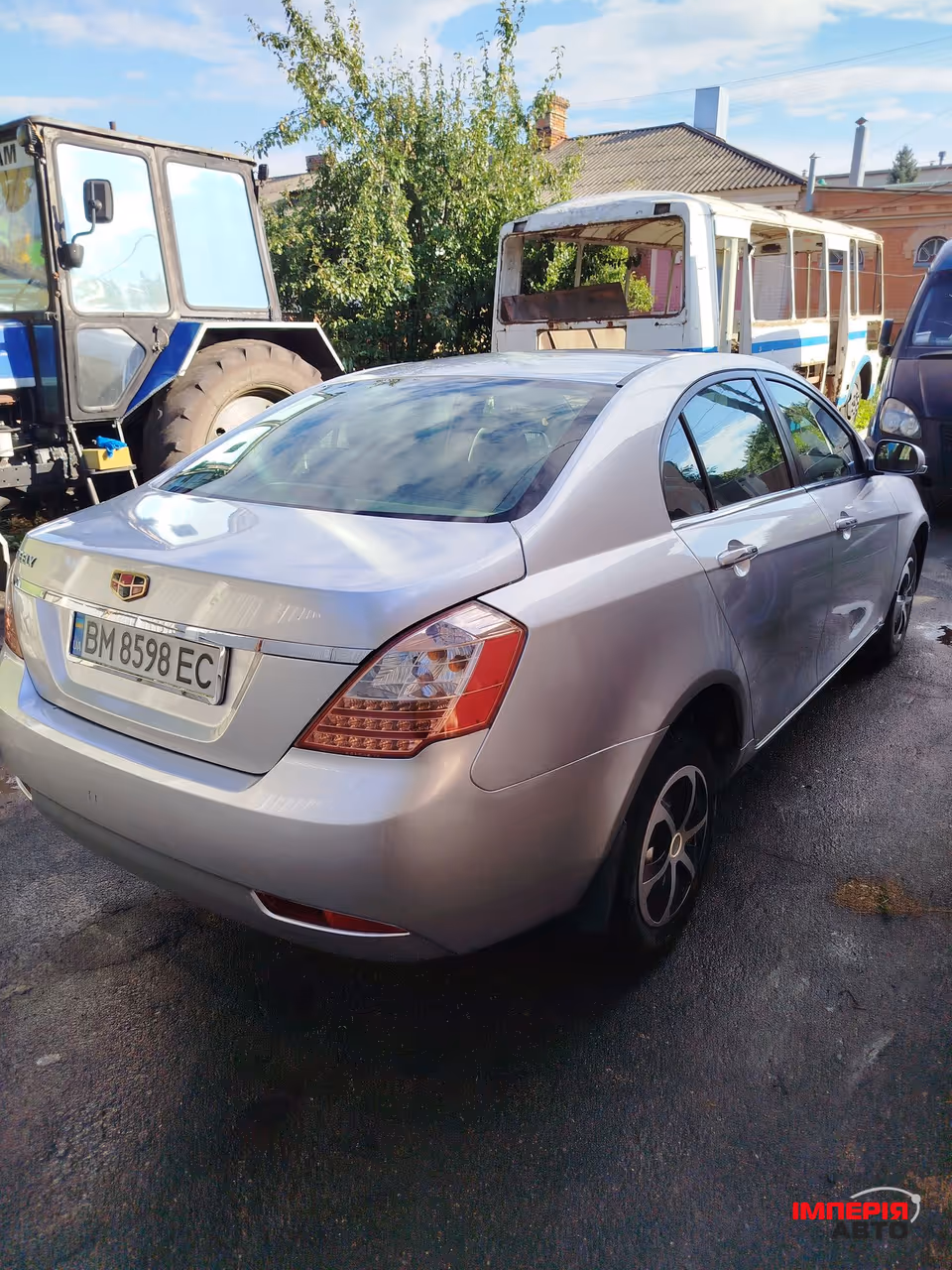 Geely Emgrand 7 - фото 5