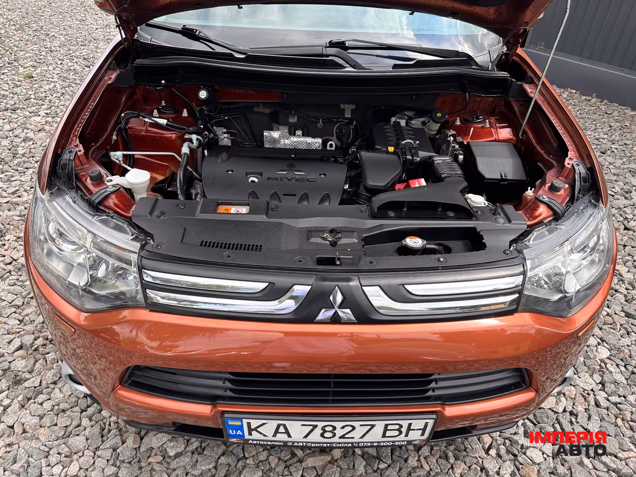 Mitsubishi Outlander - фото 4