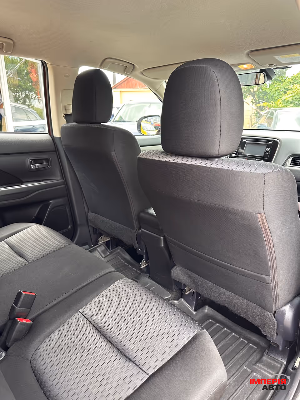 Mitsubishi Outlander - фото 16