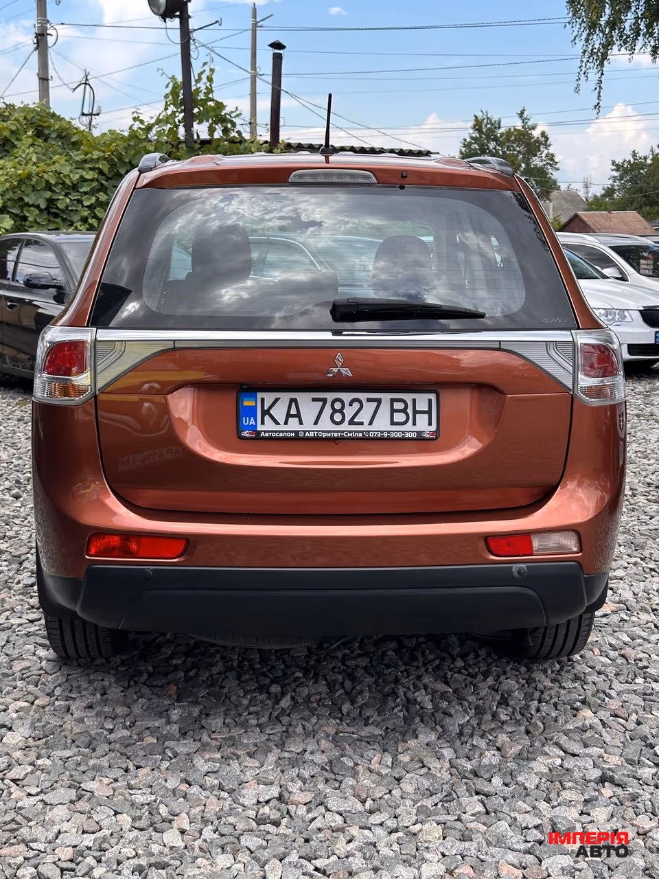 Mitsubishi Outlander - фото 12