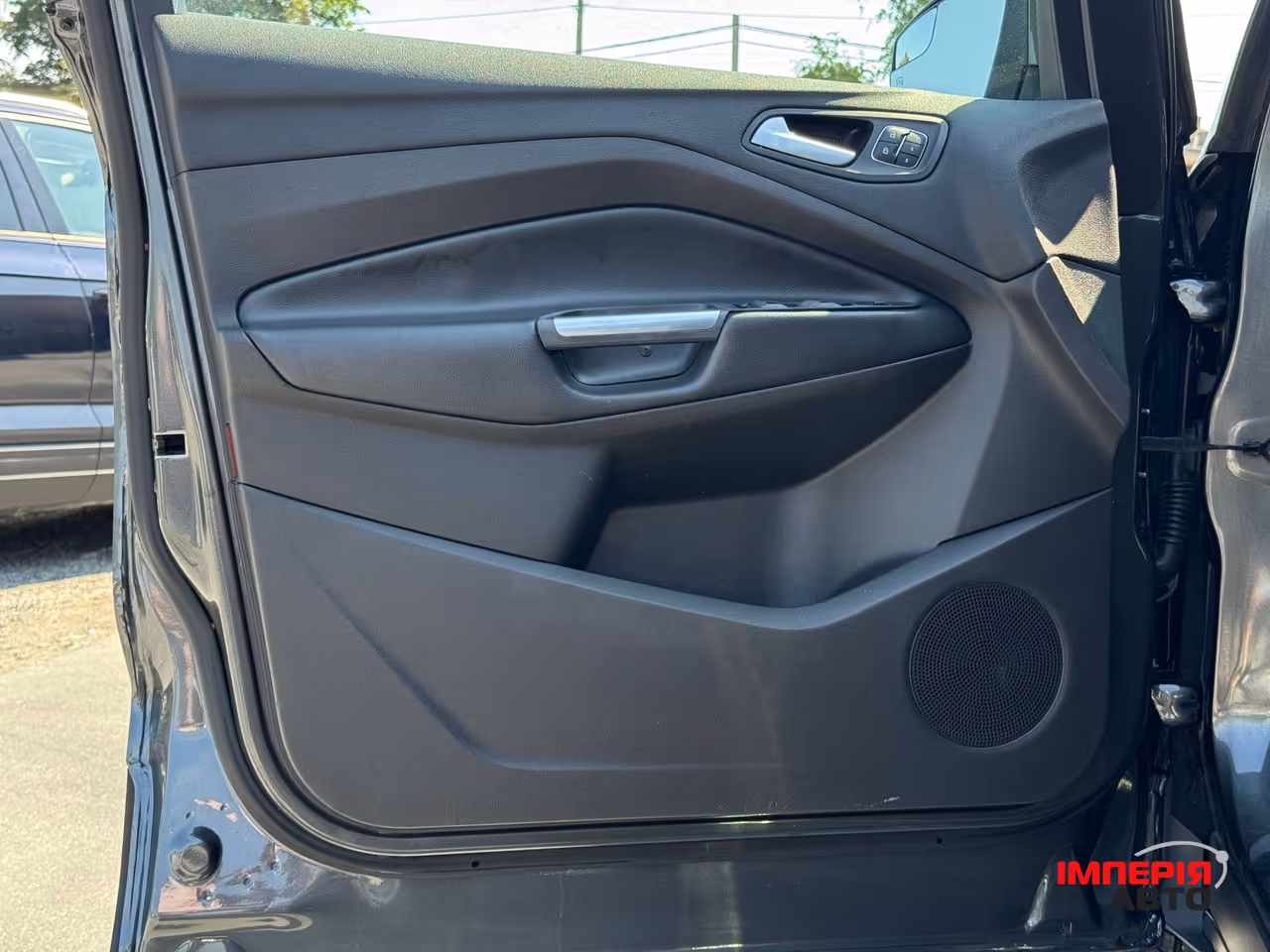 Ford Escape - фото 26
