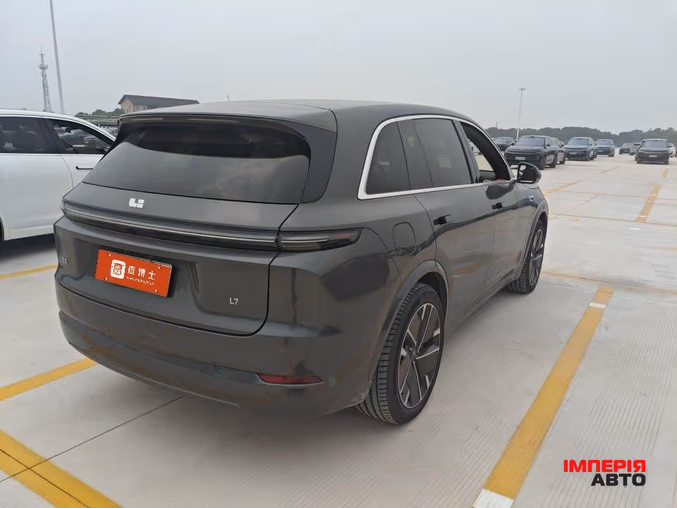 LiXiang L7 - фото 4