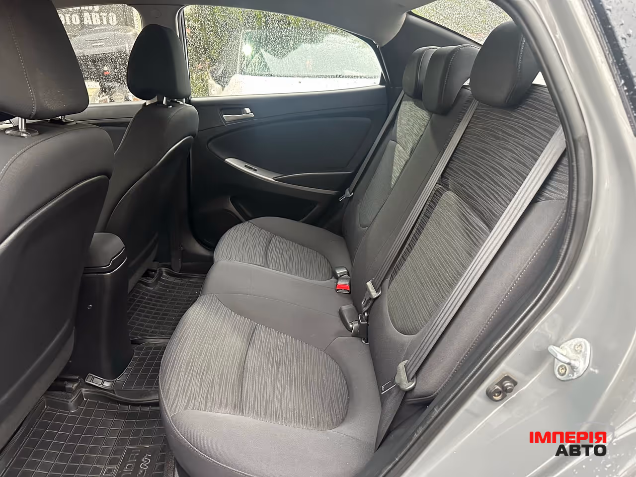 Hyundai Accent - фото 9