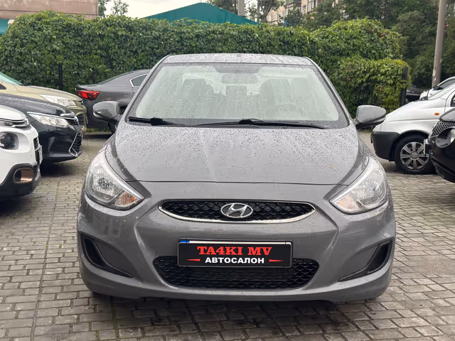 Hyundai Accent - зображення 4