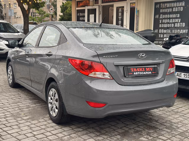 Hyundai Accent - зображення 5