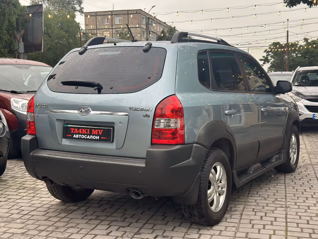 Hyundai Tucson - фото 2