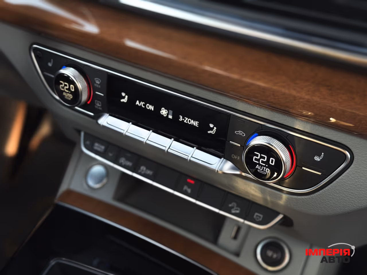 Audi Q5 - фото 17