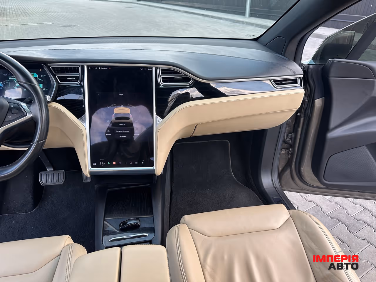 Tesla Model X - фото 29