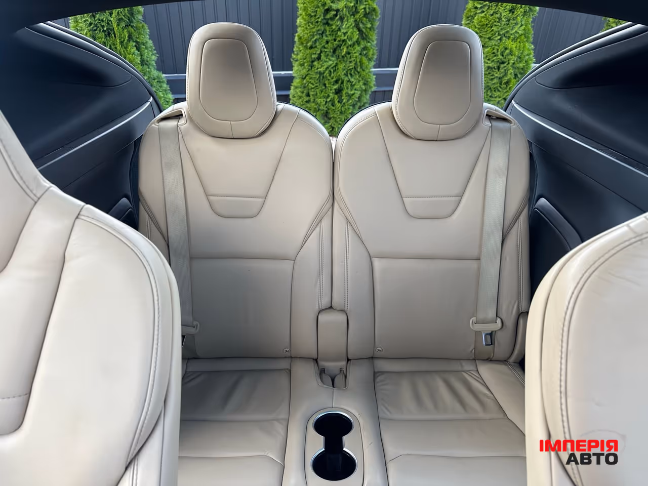 Tesla Model X - фото 20