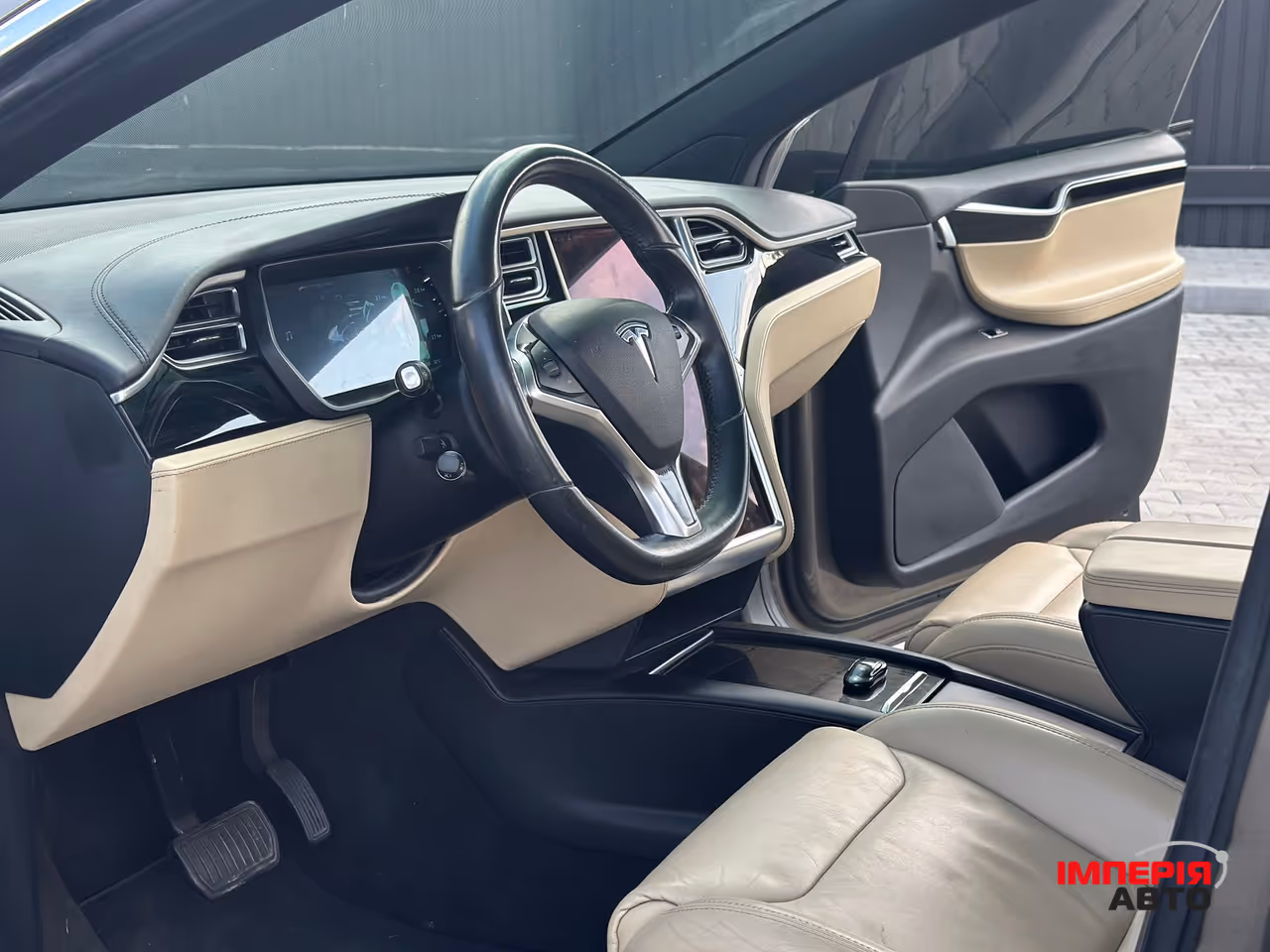 Tesla Model X - фото 7