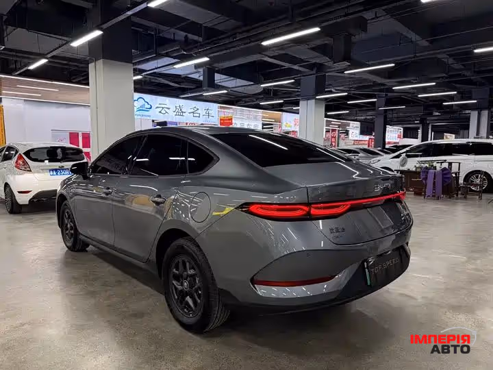 BYD Qin Plus - фото 4