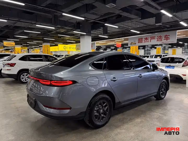 BYD Qin Plus - фото 6