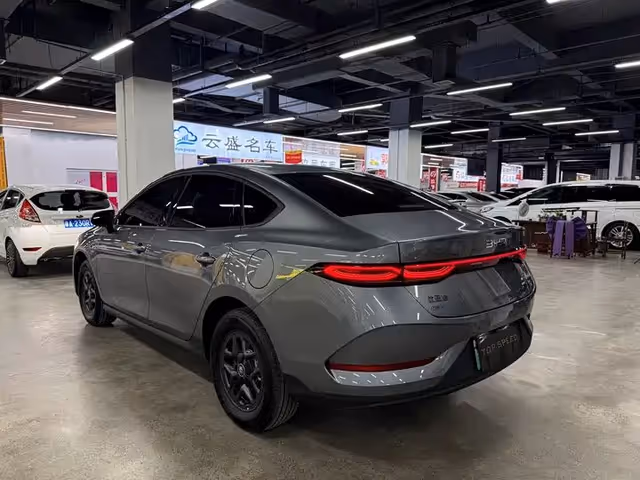 BYD Qin Plus - зображення 4