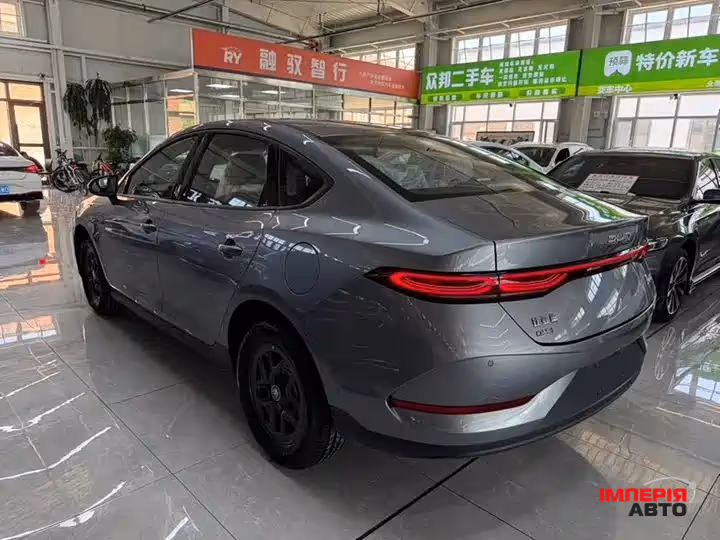 BYD Qin Plus - фото 4